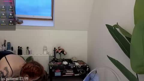 Snapshot of violetvio1ator chatting on March 10, 4:38 am Dommy mommy online show from March 10, 4:38 am