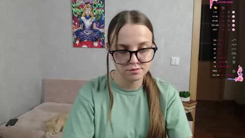 Snapshot of violetwin chatting on September 24, 6:29 pm Violet online show from September 24, 6:29 pm