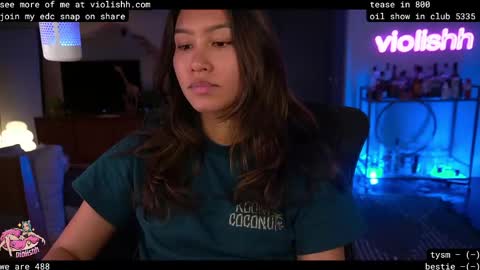 follow me on twitter violishh and ig violishh  online show from April 19, 1:38 am