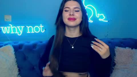 viollinalv online show from April 3, 4:43 am