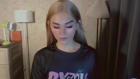 Pearl online show from November 27, 7:00 am