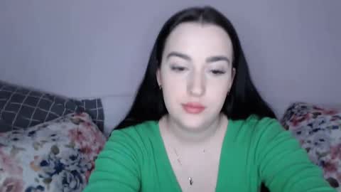 Snapshot of vitalina_freedom chatting on December 19, 12:34 pm Vitalina online show from December 19, 12:34 pm