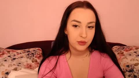 Snapshot of vitalina_freedom chatting on January 5, 10:43 am Vitalina online show from January 5, 10:43 am