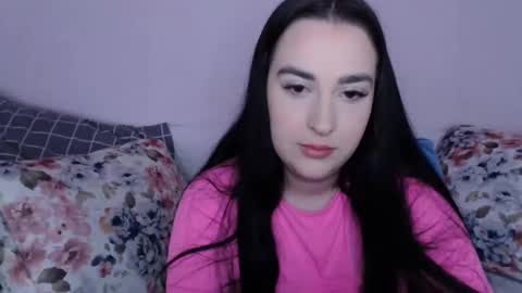 Snapshot of vitalina_freedom chatting on December 18, 12:40 pm Vitalina online show from December 18, 12:40 pm