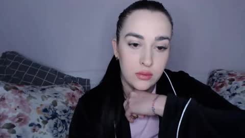 Snapshot of vitalina_freedom chatting on December 21, 12:16 pm Vitalina online show from December 21, 12:16 pm