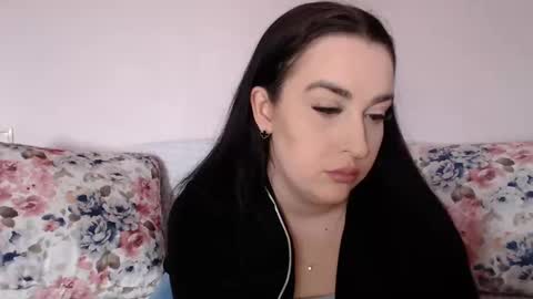 Snapshot of vitalina_freedom chatting on February 27, 10:15 am Vitalina online show from February 27, 10:15 am