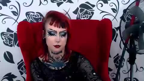 ViviaDarc online show from October 29, 6:32 pm