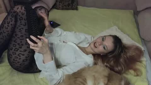 vivian_alison online show from January 31, 8:18 pm