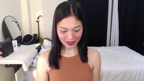 Snapshot of vivian_roberts chatting on December 14, 10:07 pm Vivian online show from December 14, 10:07 pm