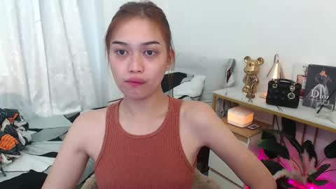 Vivian online show from December 3, 2:58 am