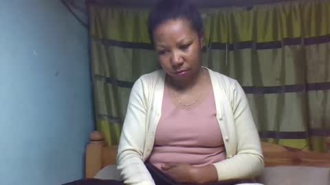 viviane0812 online show from September 24, 1:04 am