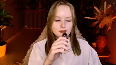Vivien online show from June 5, 6:52 am