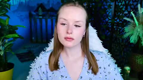 Vivien online show from June 23, 5:27 am