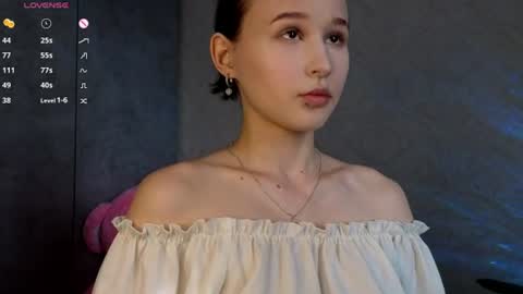 Vivi online show from July 24, 10:13 am