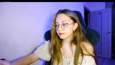 vivivivikkie online show from July 17, 9:51 pm