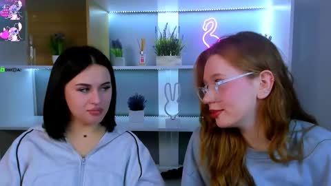 vivy_star online show from January 18, 7:43 pm