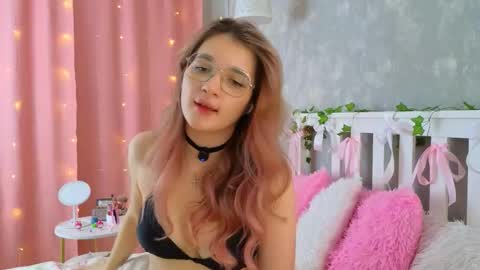 vivyboo111 online show from March 29, 9:25 pm