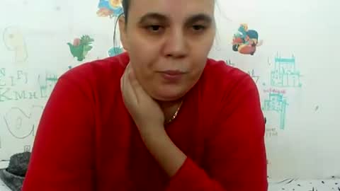 Snapshot of vixenbya chatting on February 23, 8:33 am vixenbya online show from February 23, 8:33 am