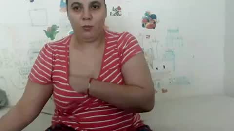 Snapshot of vixenbya chatting on September 28, 7:03 am vixenbya online show from September 28, 7:03 am