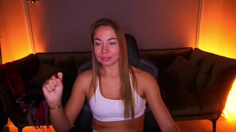 Ur Lady online show from November 5, 9:20 pm