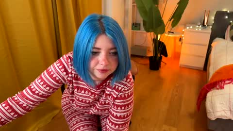 Snapshot of vixenp chatting on December 4, 5:00 pm Polly Online mostly at 9pm-2am UK Time online show from December 4, 5:00 pm