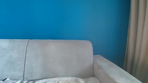 Snapshot of vixenvibesx chatting on February 23, 8:11 am vixenvibesx online show from February 23, 8:11 am