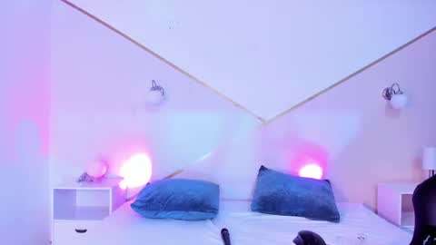 Lisa online show from March 8, 4:58 pm