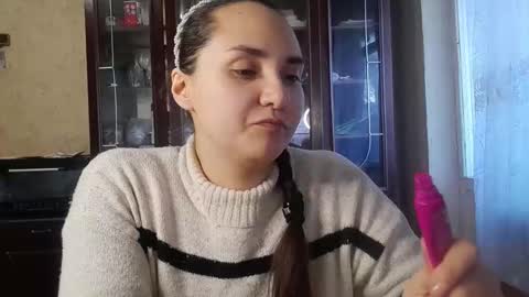 voulezvous_angel online show from February 3, 10:20 am