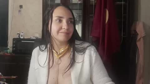 voulezvous_angel online show from November 6, 2:06 am