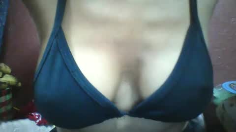 vounialdy online show from April 14, 5:13 pm