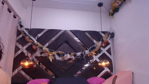 Snapshot of vvioleta_ chatting on December 28, 3:04 am Violeta online show from December 28, 3:04 am