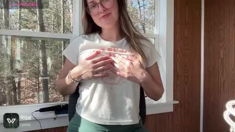 Jade online show from December 10, 5:33 pm