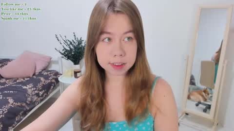 Snapshot of watermelon_sugar_ chatting on March 7, 9:51 am Tess Pls support me with Can we reach 155 my favorite number online show from March 7, 9:51 am
