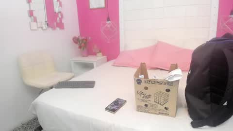 Milf Latina online show from May 27, 1:30 pm