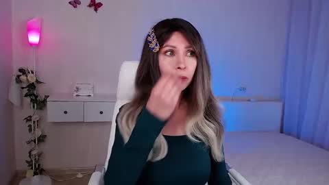 Wendi Foster online show from April 22, 7:55 pm