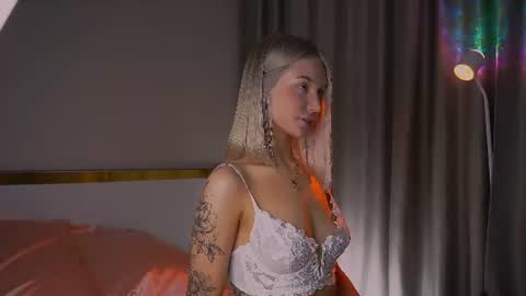 wet_land_ online show from June 11, 3:53 pm