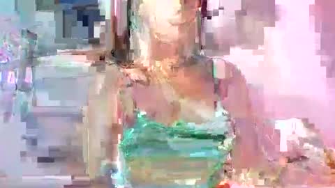 Snapshot of wettyhottie203073 chatting on September 12, 12:55 am O O online show from September 12, 12:55 am