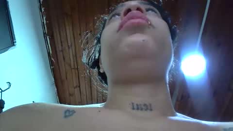Snapshot of white_sexy_ chatting on October 2, 10:42 am white_sexy_ online show from October 2, 10:42 am