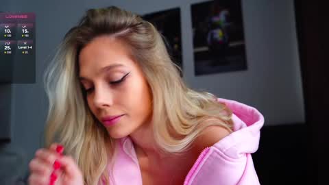 Kate  online show from February 6, 10:47 am