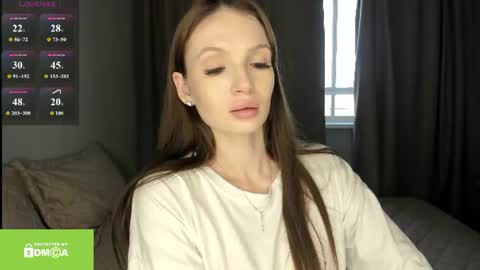 whitelillian online show from July 20, 10:39 am