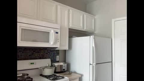 iamwhitneyoc online show from January 9, 8:01 pm