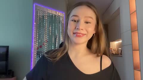 Snapshot of whoisalisa chatting on January 31, 7:07 am Alisa online show from January 31, 7:07 am