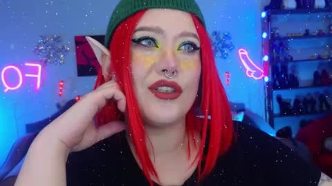 Snapshot of wickedxqueen chatting on December 24, 10:39 pm Laura online show from December 24, 10:39 pm