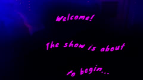 Snapshot of widthofapeach chatting on December 9, 1:07 am Gretchen online show from December 9, 1:07 am