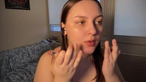 VI online show from March 1, 2:34 pm