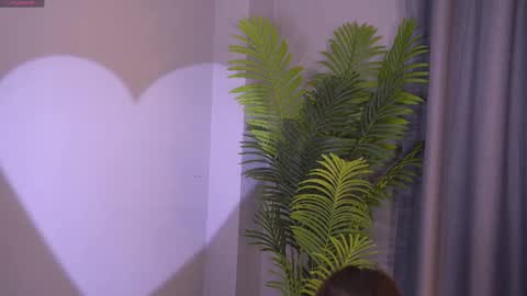 Audrey online show from December 15, 7:46 am