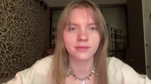 wild_secret online show from March 26, 6:31 pm