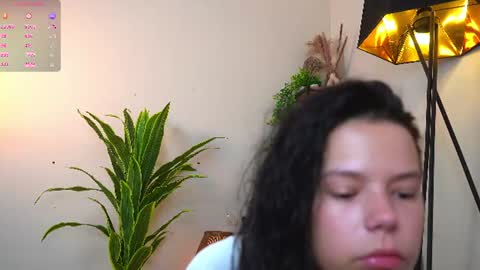 Mia online show from June 16, 4:02 am