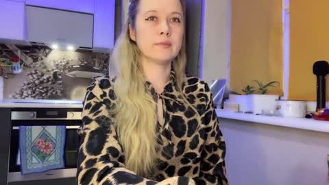 Snapshot of wildcatling chatting on January 7, 7:52 am Olivia online show from January 7, 7:52 am