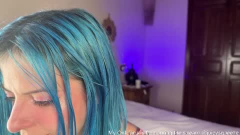 OF JunoHoly online show from March 29, 3:38 am